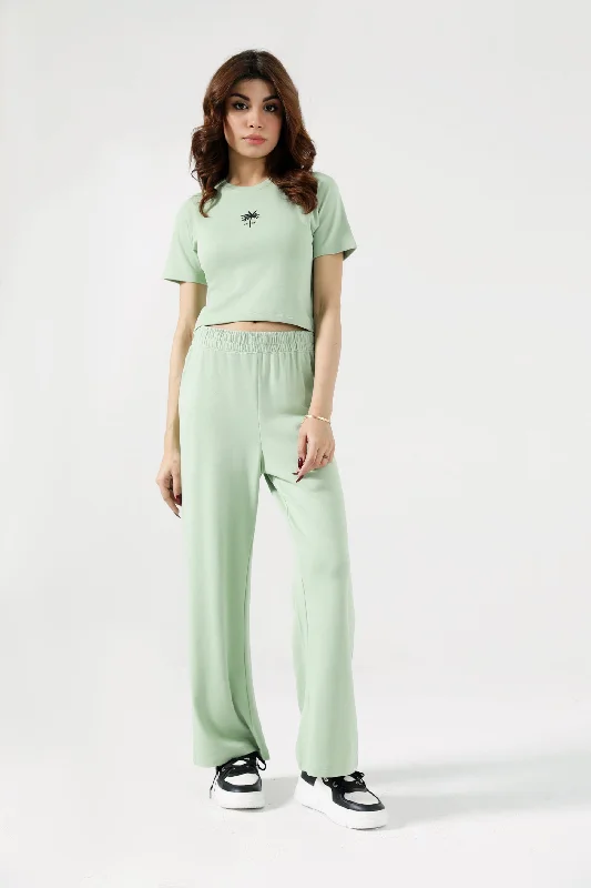 Find the Best Deals Here!CROPPED EMBROIDERED TEE