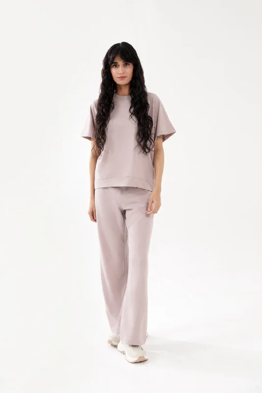 Bigger Savings, Better Shopping!BOX FIT TEE WITH HEM DETAIL