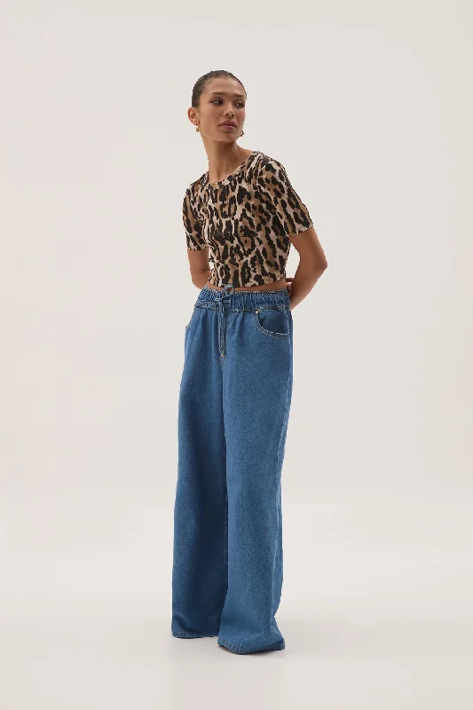 Your Favorite Items on Sale Now!Cowrie Cropped Tee