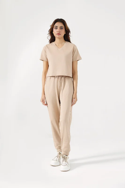 Hottest Discounts of the Year!BASIC CROPPED TEE