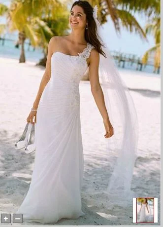 Shop Before It’s Gone!David's Bridal David's Bridal V3398 Size 16