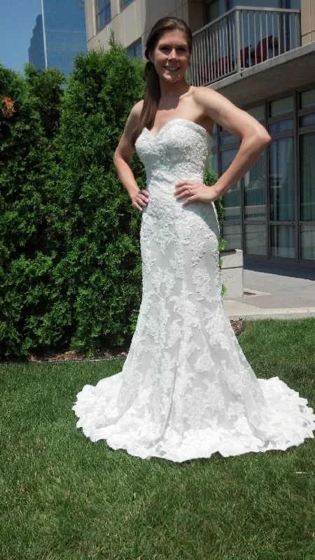 Your Dream Deal is Here!Demetrios NEW Ilissa 900