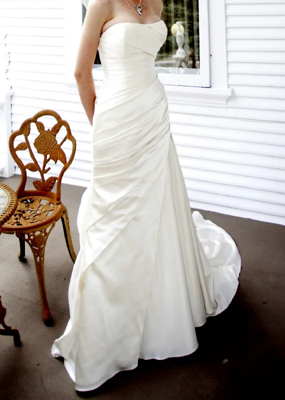 Limited Deals, Unlimited Savings!La Sposa Fanal