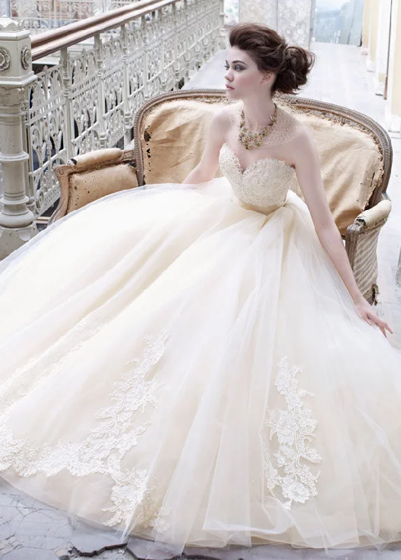 Hurry! While Supplies Last!Lazaro LZ3251