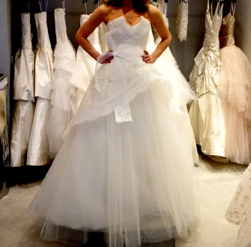 Your Dream Deal is Here!Monique Lhuillier Confection