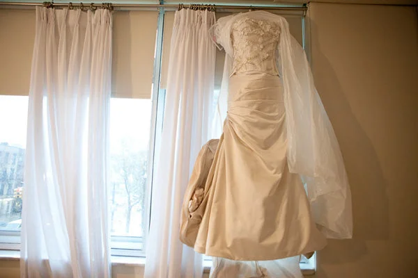 Limited Deals, Unlimited Savings!Monique Lhuillier Magical Skirt, Meringue Corset