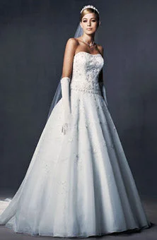 Your Best Deals Are Here!Oleg Cassini Strapless satin bodice with beaded embroidery