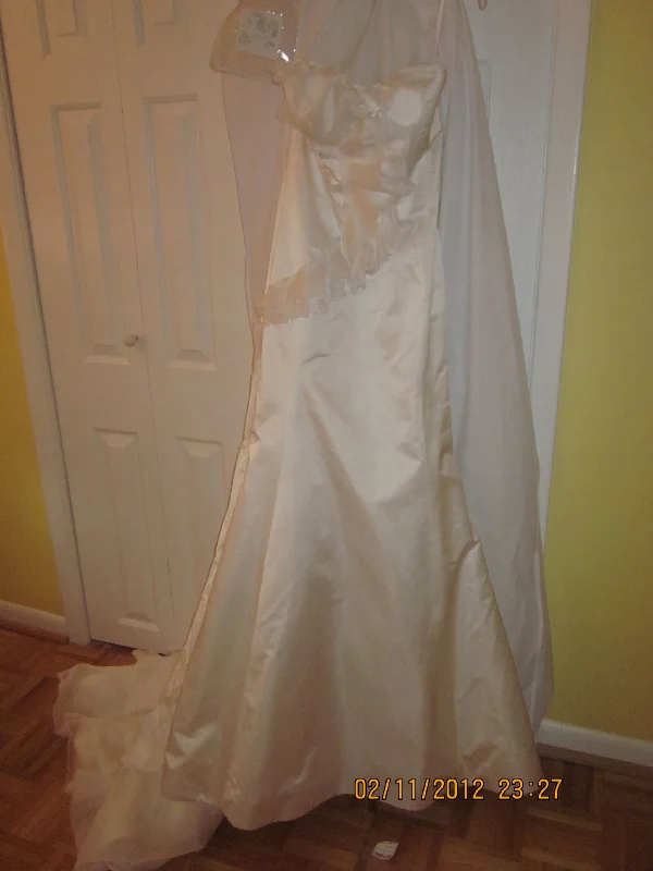 Save More When You Shop More!Other Beaufain Street Gown