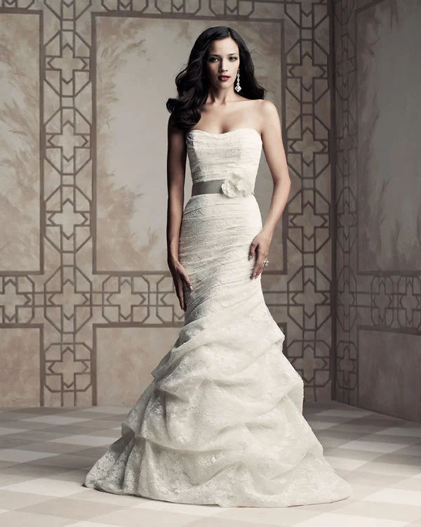 Don't Miss Out!Paloma Blanca 4365