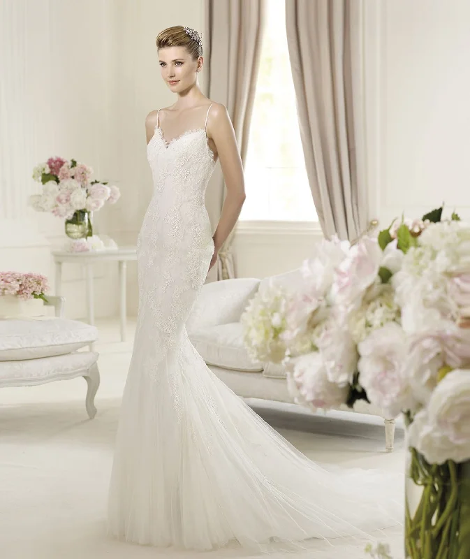 Best Price of the Season!Pronovias Usana