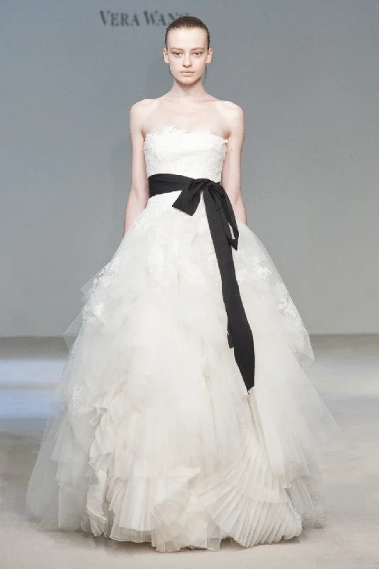 Don’t Wait – Deals Won’t Last!Vera Wang Eliza