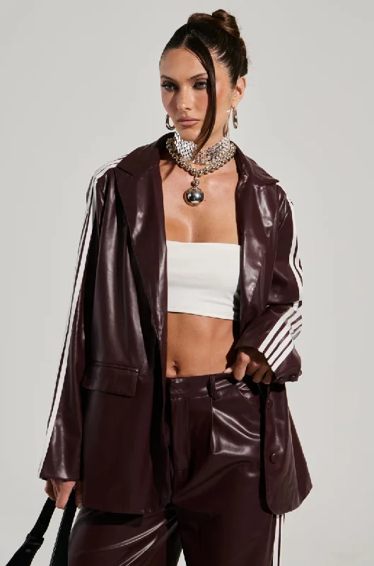 Exclusive Savings This Week!DAYTIME LOVIN OVERSIZED BLAZER IN BURGUNDY