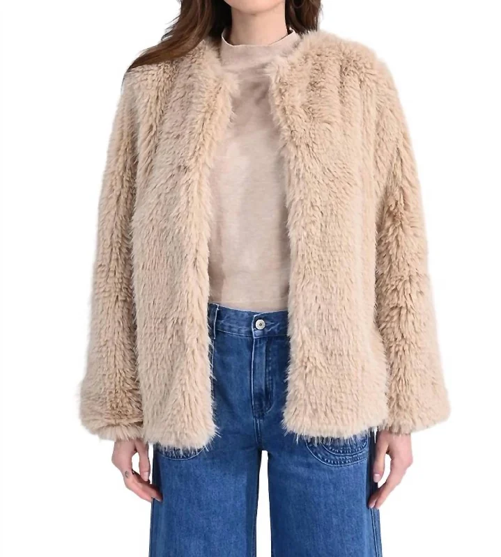 Your Discount is Waiting!Dress To Impress Fur Coat In Beige