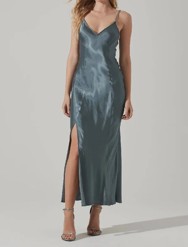 Get It Before It’s Gone!Kathleen Rhinestone Trim Midi Dress In Slate Blue