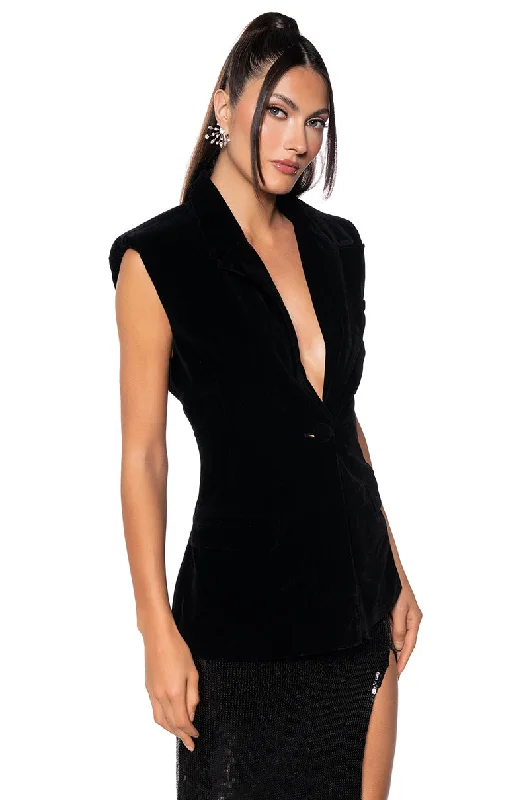 Steals and Deals Await!MARGARET VELVET HOLLYWOOD BLAZER VEST