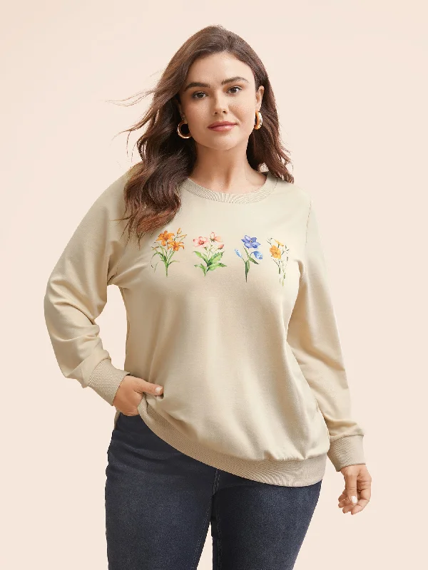 Grab Yours Before It’s Too Late!Round Neck Natural Flowers Sweatshirt