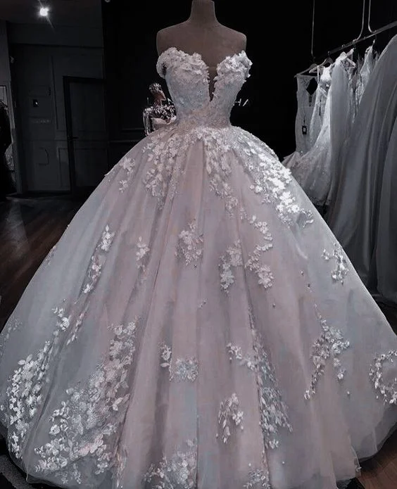 The Best Deals Won’t Wait!A line long tulle Prom Dress with appliques    cg20083