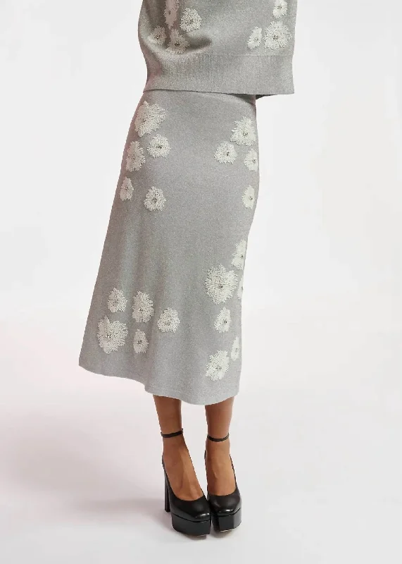 Don’t Wait – Deals Won’t Last!Edance Embroidered Knit Skirt In Combo 1/off White