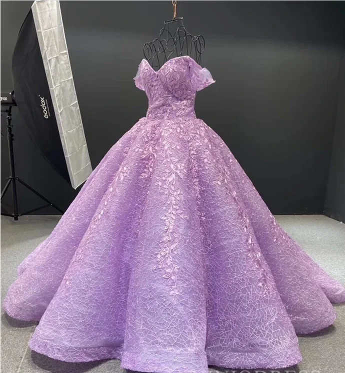 New Discounts Just Dropped!Lace Prom Gowns Floor Length Prom Dress   cg20171