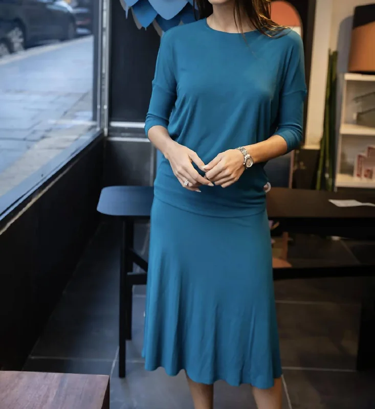 Today Only – Don’t Miss It!Ribbed Dalia Skirt In Peacock