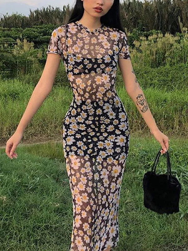 Unmissable Offers Await!BerryBetty - Daisy Print Mesh Maxi Dress