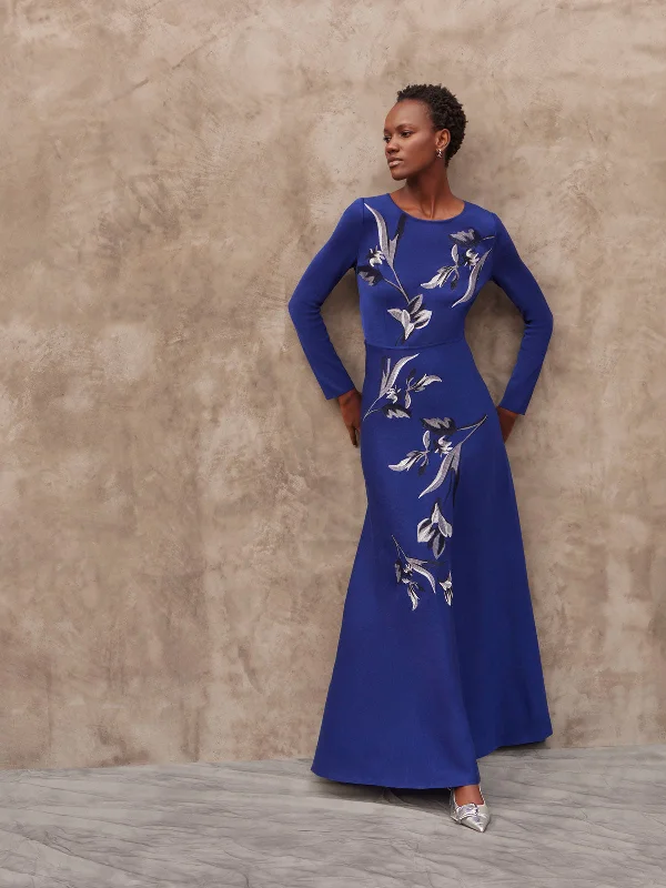 Save Up to 50% Off!Modern Fit-and-Flare Embroidered Floral Knit Maxi Dress