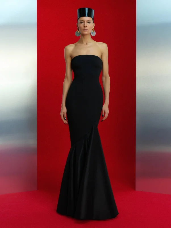 Unlock Huge Savings Now!Rayne Maxi Dress in Black