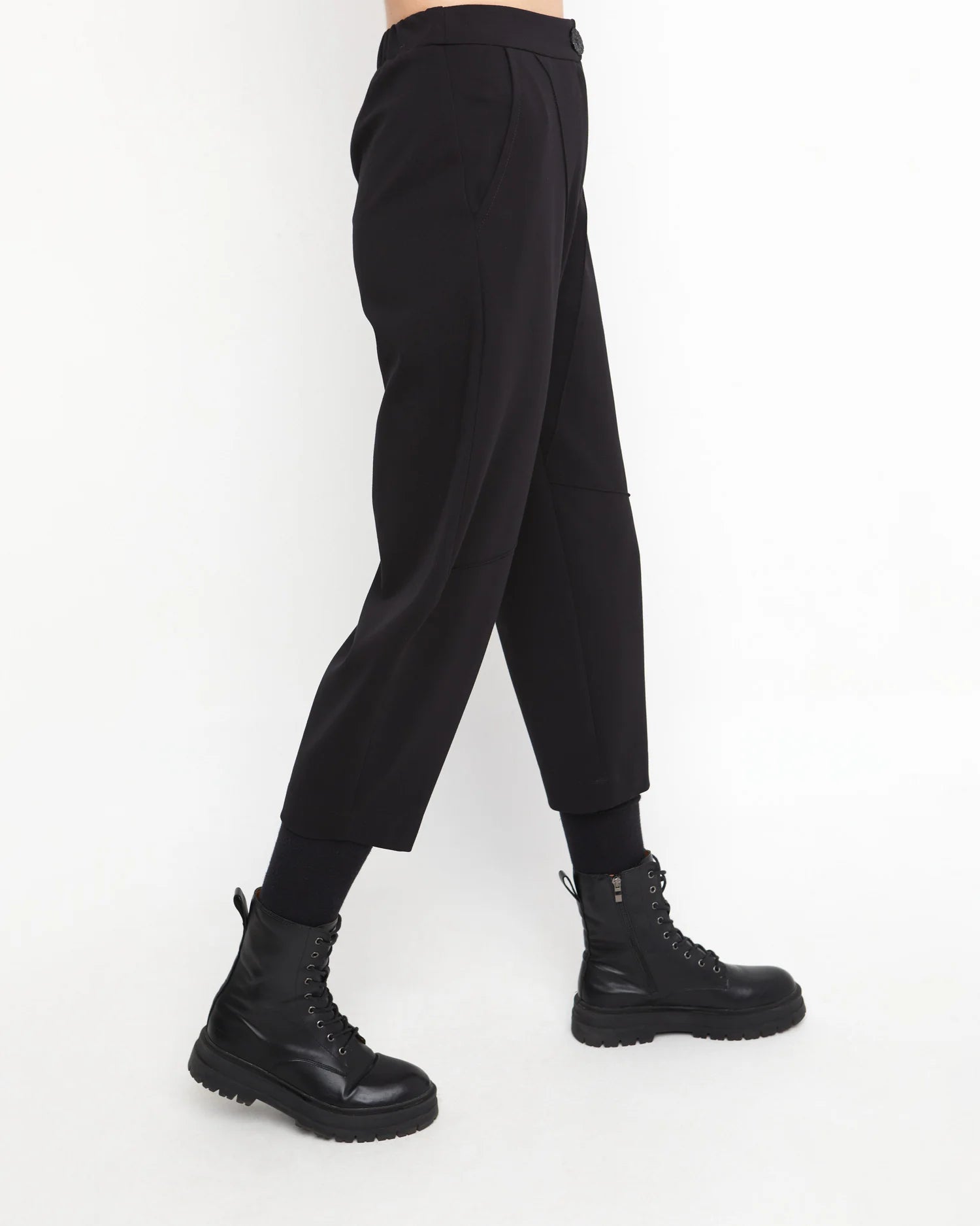 More Discounts, More Joy!Ozai N Ku Black Sharp Pants